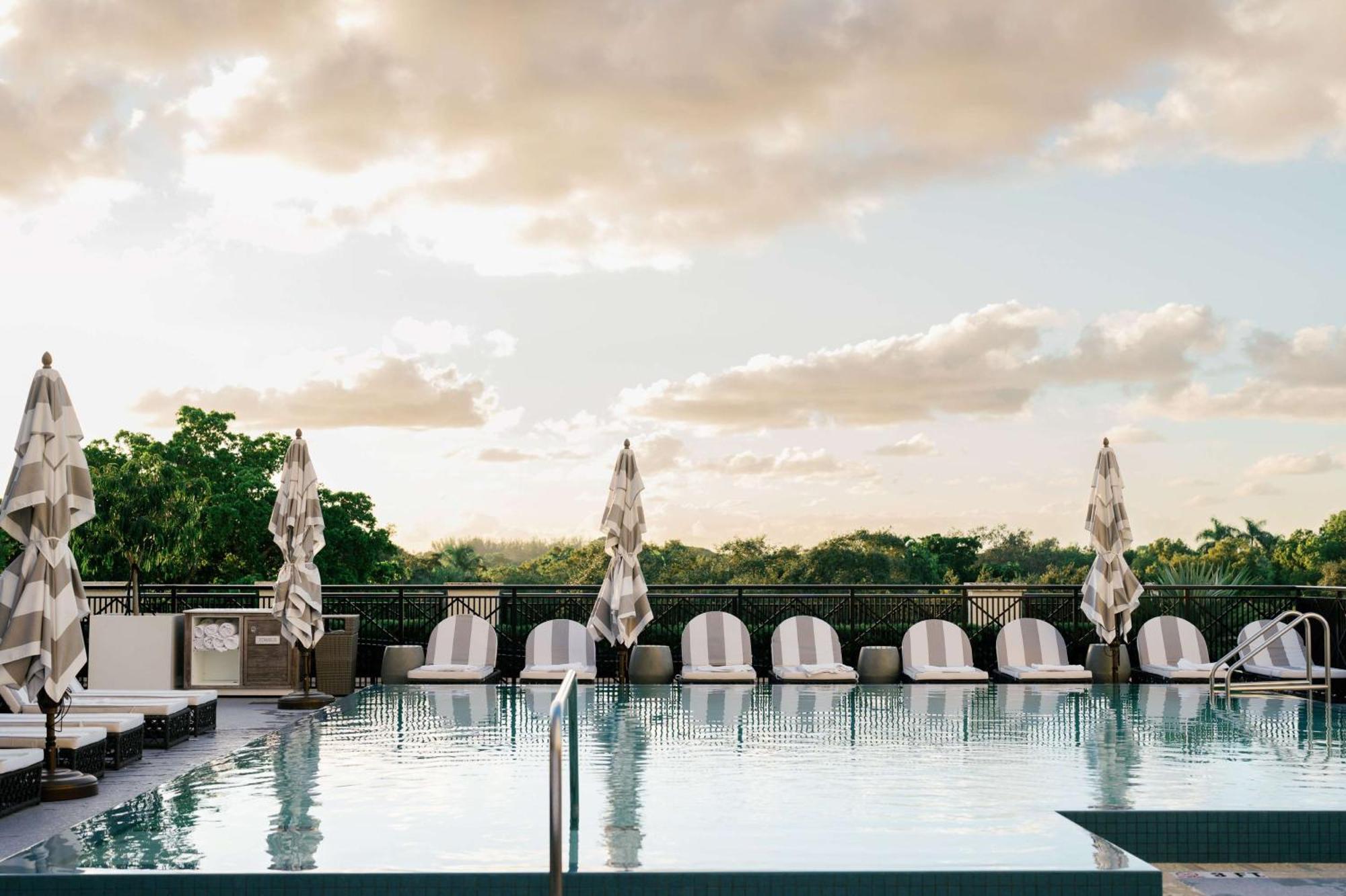 Thesis Hotel Miami Coral Gables, Curio Collection By Hilton Exterior foto